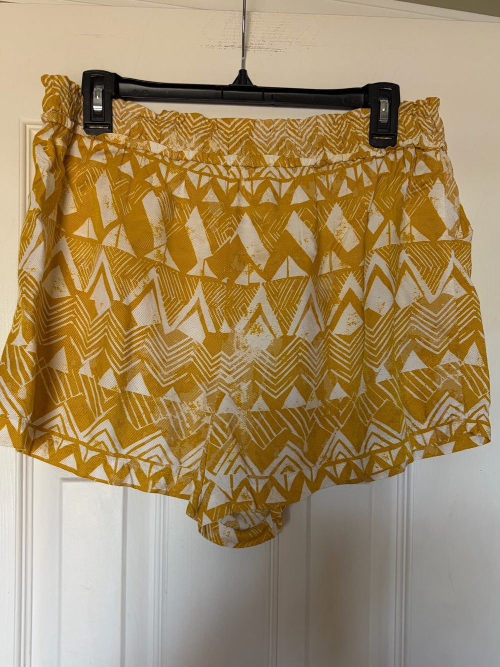 Anthropologie Yellow and White Printed Smocked Waistband Shorts - Picture 7 of 8